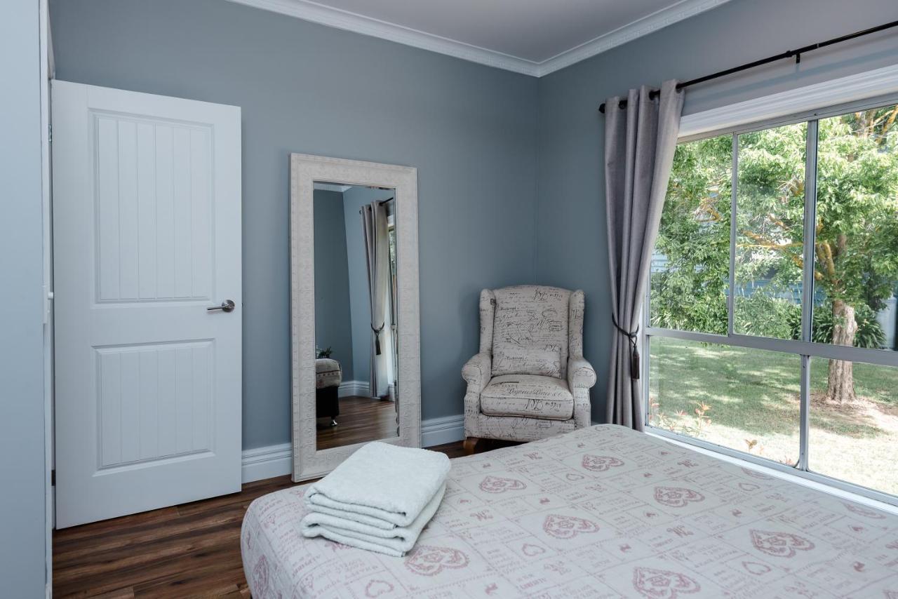 Walnut Tree Cottages Whorouly Esterno foto