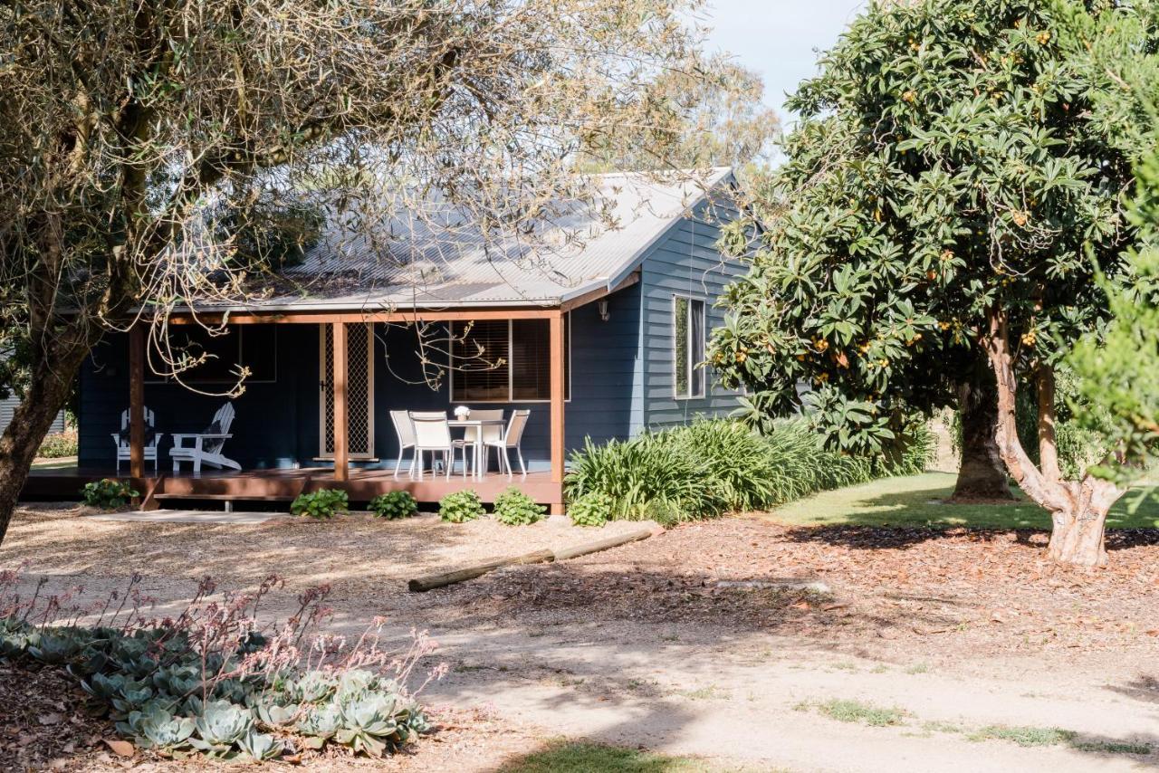 Walnut Tree Cottages Whorouly Esterno foto